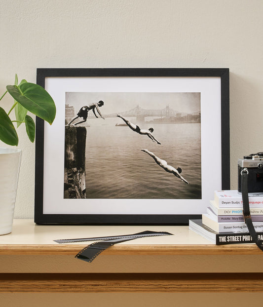 Arthur Leipzig Mini Print Divers, East River